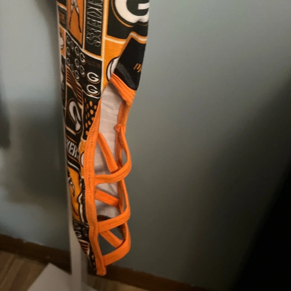 Greenbay Packers Football Graphic Leggings NWOT Boutique